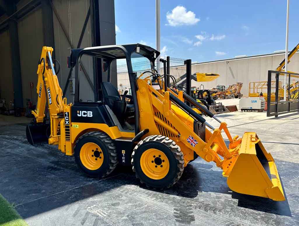 mini_reto_jcb_0019_PHOTO-2023-06-05-17-42-25 8