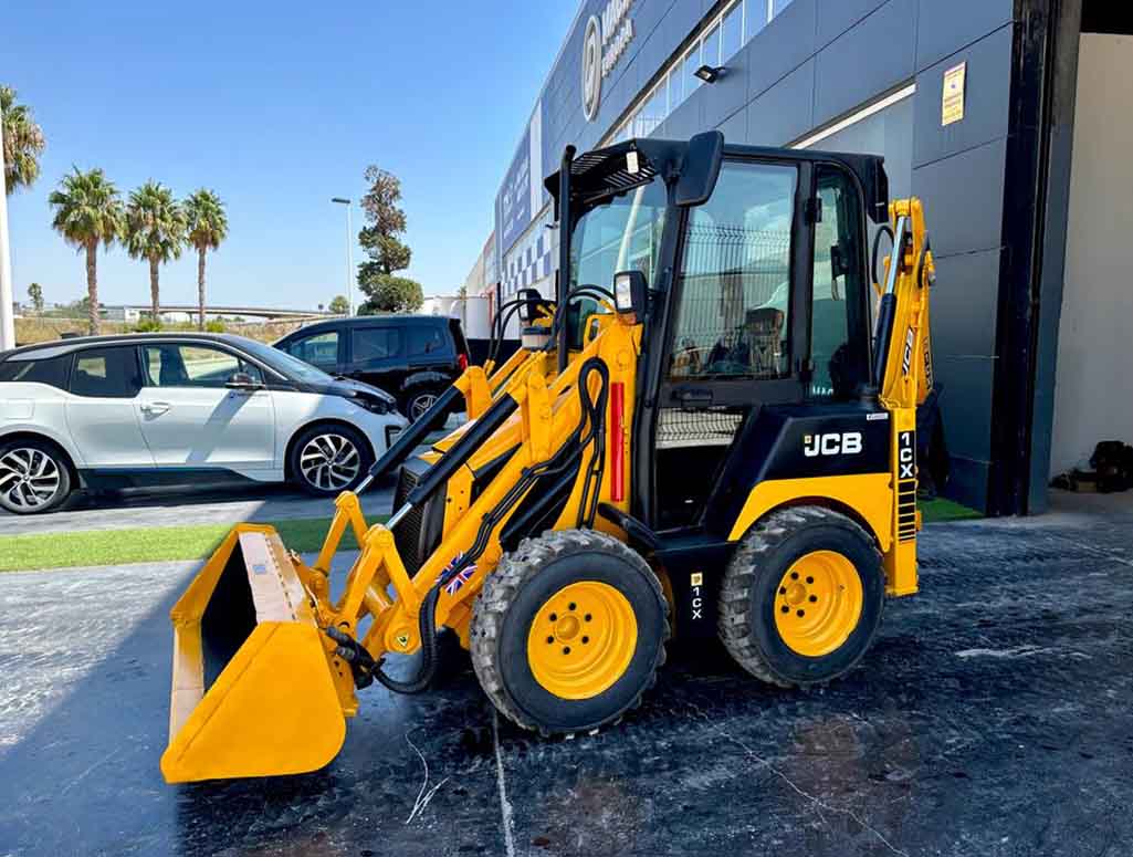 Mini Retro Mixta Jcb 1 cx_0001_PHOTO-2023-08-24-18-49-01 2